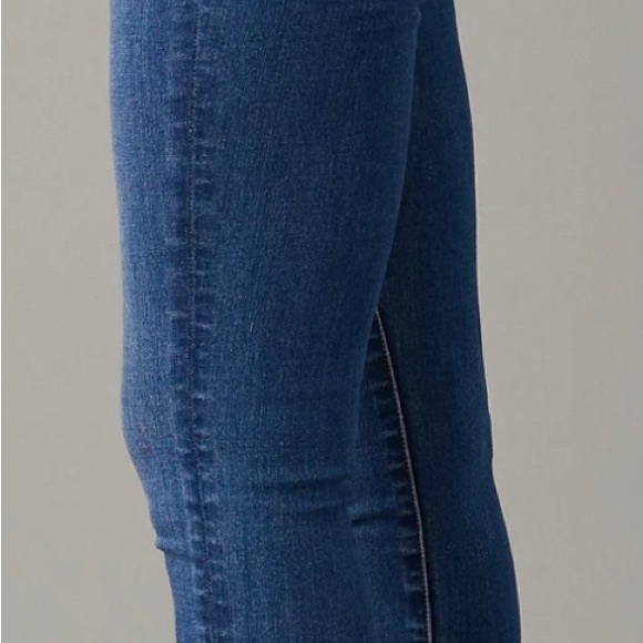 American Eagle Demin Jeggings - Picture 3 of 6